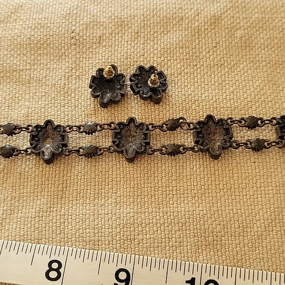 Multi gem pierced earrings and choker set - Picture 5 of 10